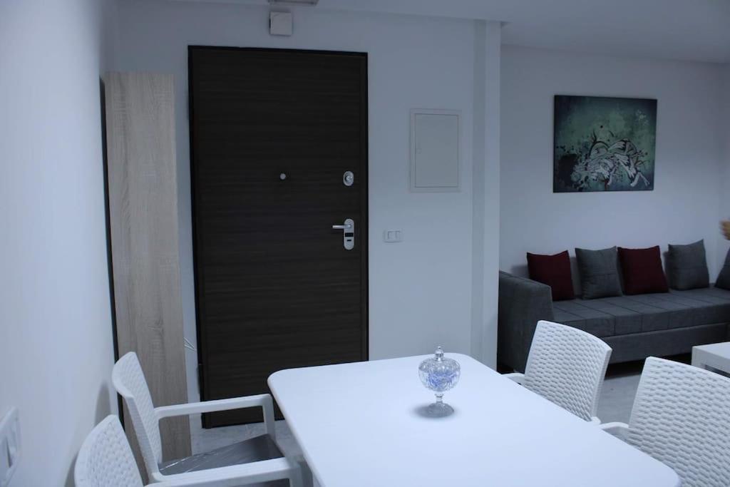 The Jewel Of The Coast Apartment *
